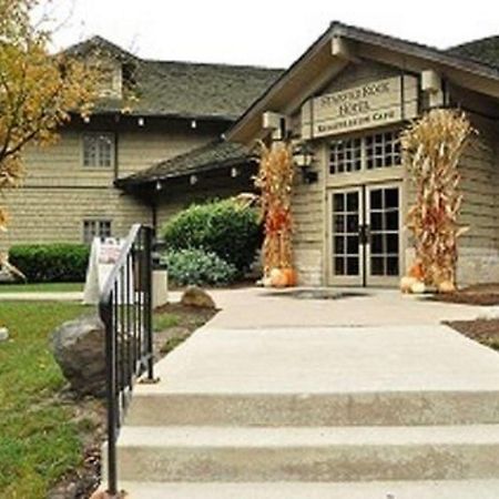 Starved Rock Lodge & Conference Center Utica Экстерьер фото